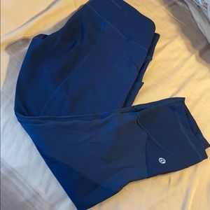 Lululemon wonder under size 4